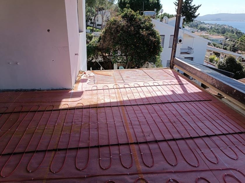 evlerde elektrikli yerden ısıtma Çeşme izmir alaçatı uygulama
